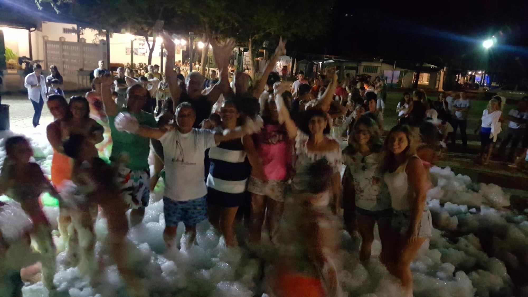 Mattinata Camping Bagian luar foto